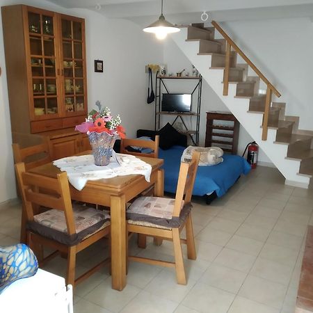 הוילה Civita Campomarano Da Nonna Ida מראה חיצוני תמונה