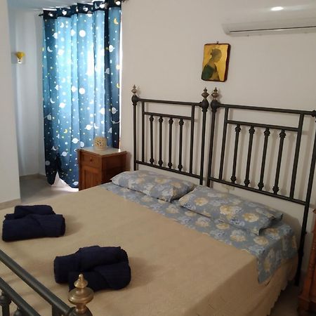 הוילה Civita Campomarano Da Nonna Ida מראה חיצוני תמונה