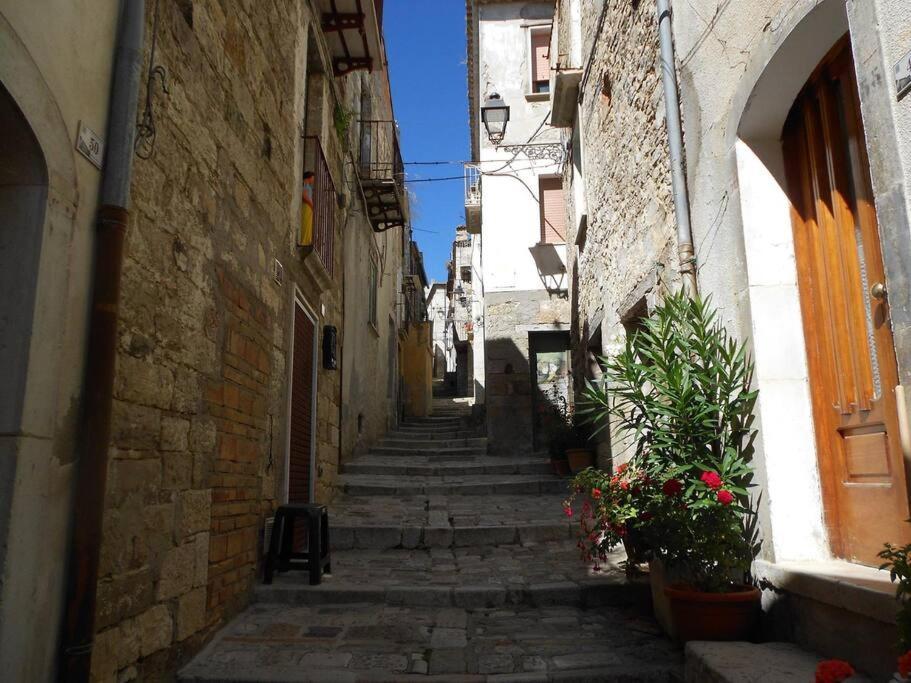 הוילה Civita Campomarano Da Nonna Ida מראה חיצוני תמונה