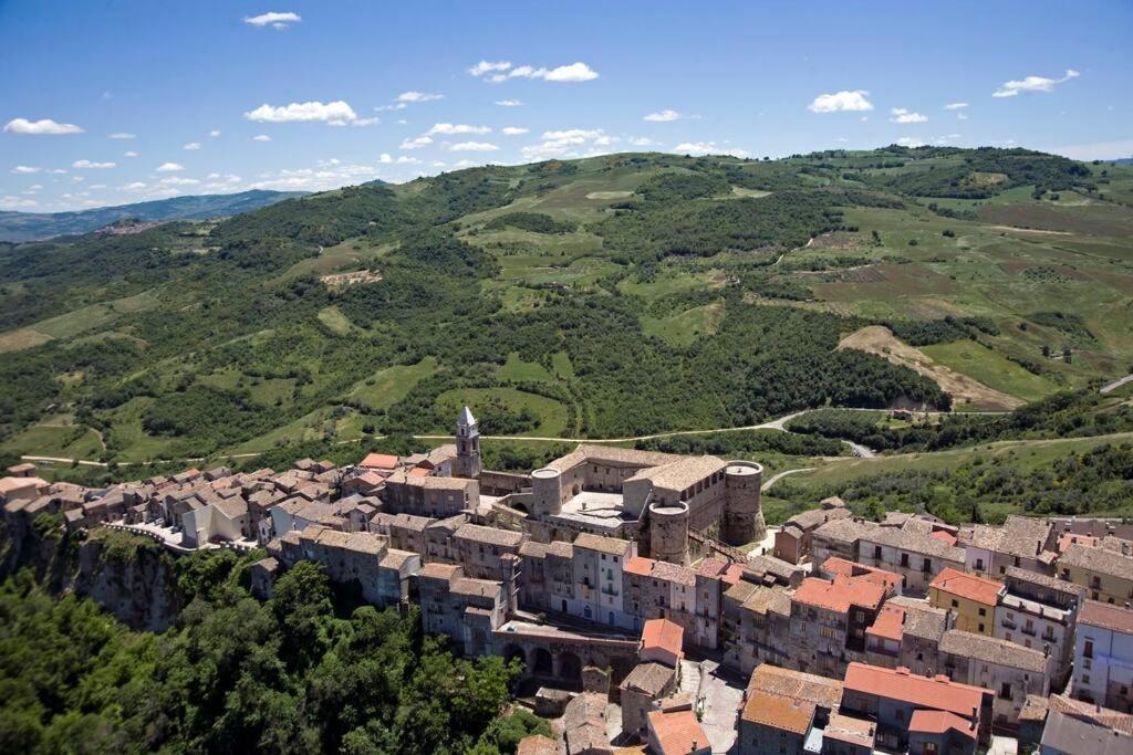 הוילה Civita Campomarano Da Nonna Ida מראה חיצוני תמונה