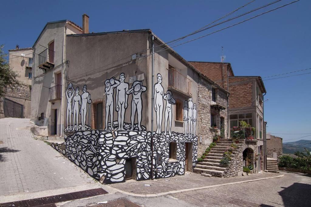 הוילה Civita Campomarano Da Nonna Ida מראה חיצוני תמונה